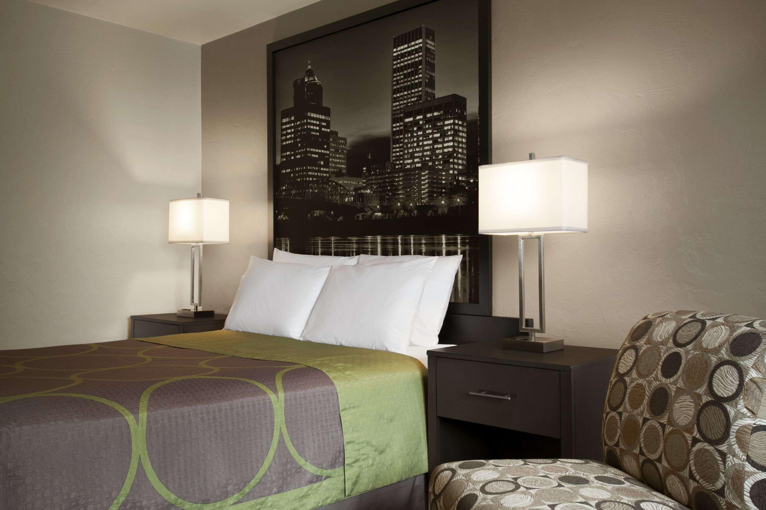 Super 8 By Wyndham Portland Airport Ξενοδοχείο Εξωτερικό φωτογραφία
