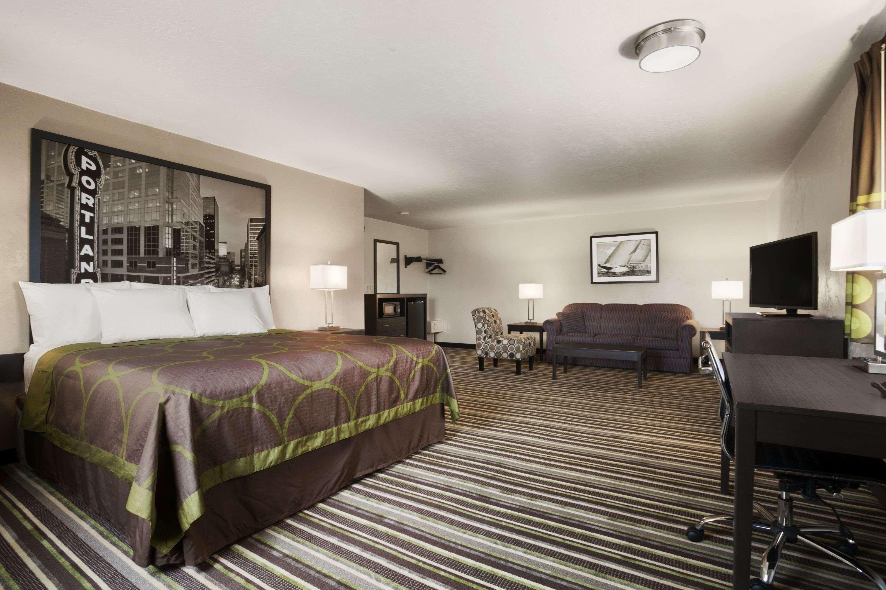 Super 8 By Wyndham Portland Airport Ξενοδοχείο Εξωτερικό φωτογραφία