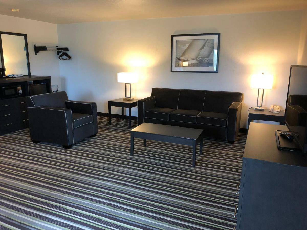 Super 8 By Wyndham Portland Airport Ξενοδοχείο Εξωτερικό φωτογραφία
